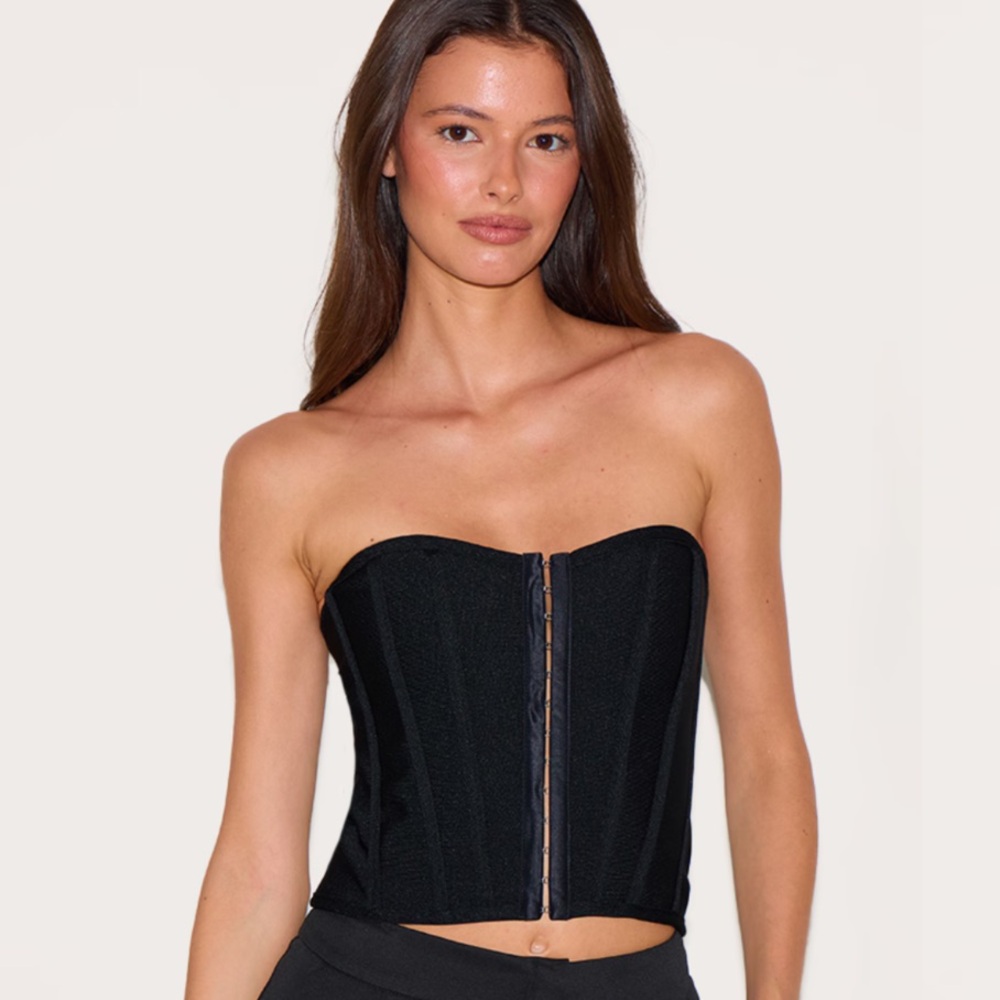 Elegant Black Strapless Corset Top